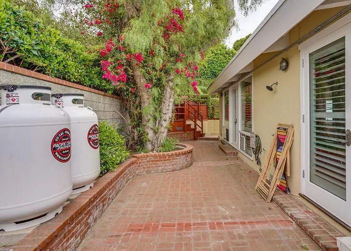 Walk To Private Beach: Rancho Palos Verdes Escape!
