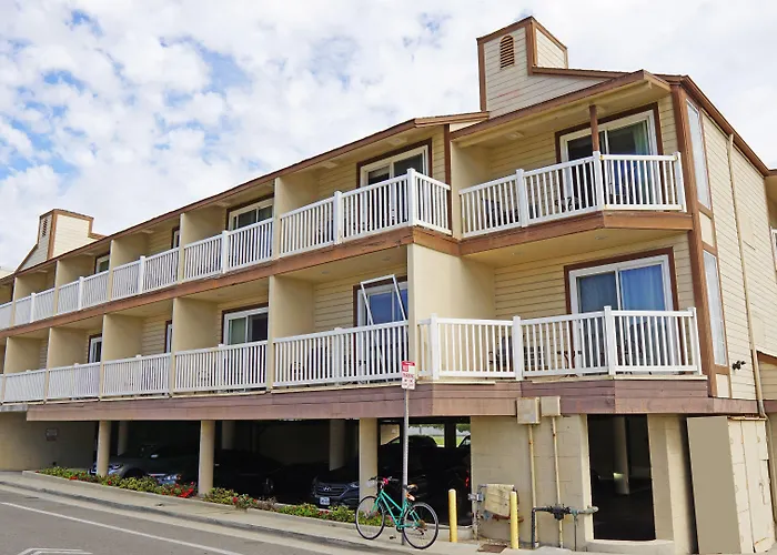 Ocean Surf Inn & Suites